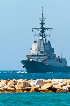 MALAGA, SPAIN-MAY 28: Frigate F-101 Alvaro de Bazan taking part in an exhibition on the day of the spanish army forces on May 28, 2011, in Malaga, Spain