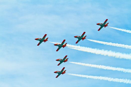 CADIZ, SPAIN-SEP 11: Aircrafts of the Patrulla Aguila taking part in an exhibition on the 4th airshow of Cadiz on Sep 11, 2011, in Cadiz, Spain