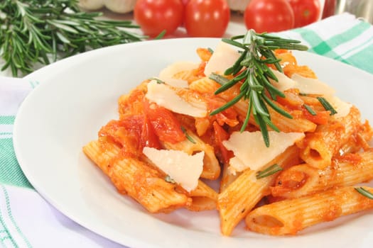 Penne with tomato sauce, Parmesan and rosemary