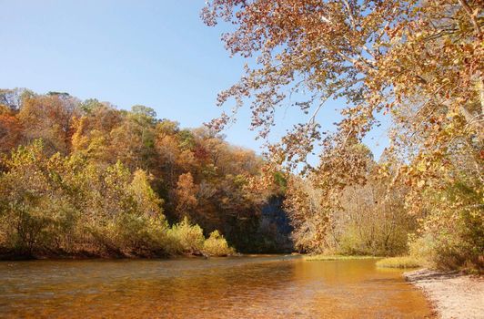 beautiful scene of missouri in autumn or fall