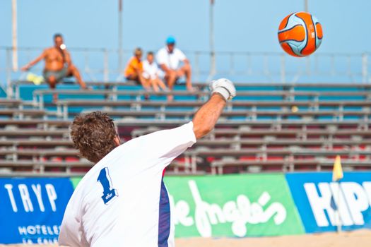 CADIZ, SPAIN -  JUL 30:  Unknown goalkeeper  of the team of Gijon playing the Spanish Championship of Beach Soccer on Jul 30, 2005 on the beach of La Victoria in Cadiz, Spain