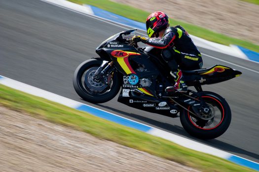 JEREZ DE LA FRONTERA, SPAIN - SEP 03: Pilot of motorcycling of Formula Extreme in the Spanish championship of velocity (CEV) on Sep 03, 2005, in racetrack of velocity of Jerez de la Frontera