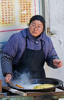 chinese cook  in shanghai china