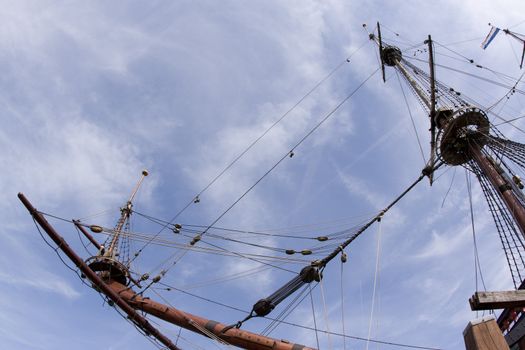 Mast and crow's nest of the VOC ship The Batavia