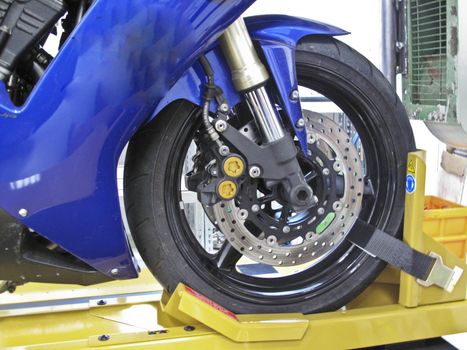 motorcycles Power Meter - close-up from the wheel
