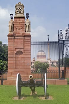 Entrance to Rashtrapati Bhavan (former Viceroy's House when Indian was under British rule). Large imperial building. New Delhi, India