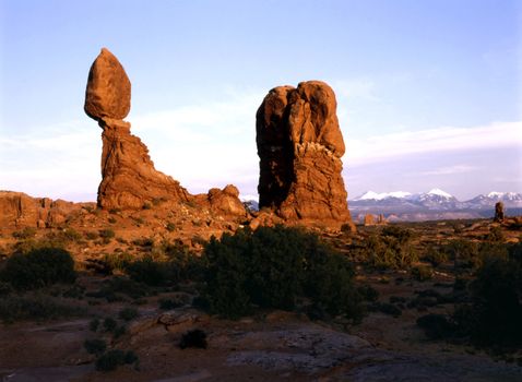 Balanced Rock in Arches National Park in Utrah