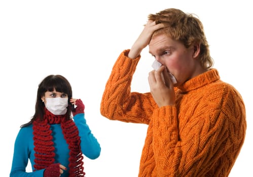 Man influenza patients, a woman stands behind a mask, said by telephone, A(H1N1)