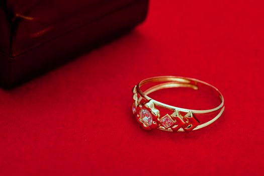 Fantastic gold ring adorned with several white zirconia
