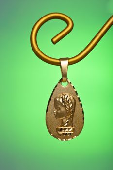 Precious gold pendant of the virgin girl, ideal to give  as a present for the young persons in the first communion