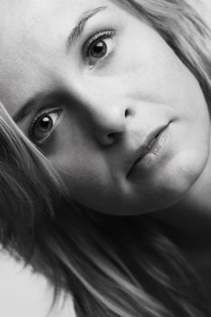 Portrait of a young blond in balck and white