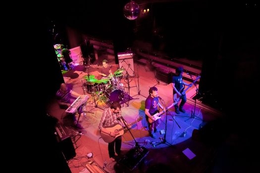 EL PUERTO DE SANTA MARIA, SPAIN - APR 24: Concert of the group of Indie Pop, Champagne on Apr 24, 2009, on the discotheque Mucho Teatro on El Puerto de Santa Maria, Cadiz, Spain