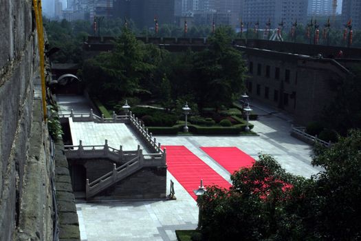 downtown of Xian, Courtyard at the south gate, red carpet