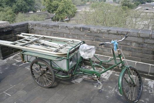 downtown of Xian, Rickshaws on the city wall