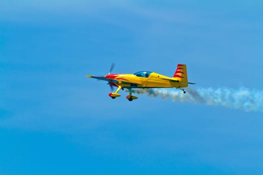 CADIZ, SPAIN-SEP 11: Aircraft Extra 300S of Melissa Pemberton taking part in an exhibition on the 4th airshow of Cadiz on Sep 11, 2011, in Cadiz, Spain