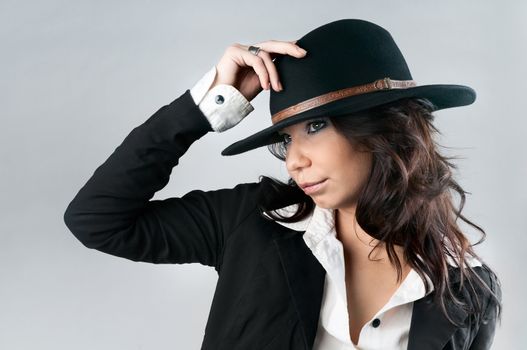  Beautiful woman in cowboy hat.