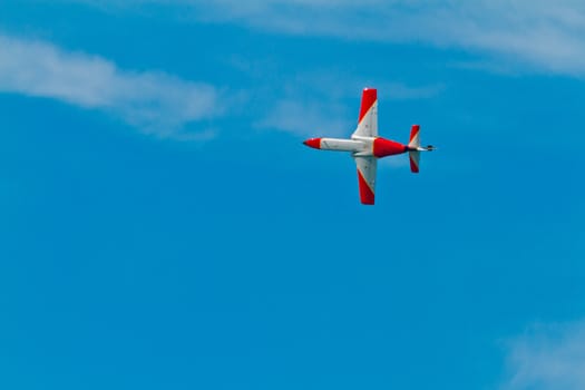 CADIZ, SPAIN-SEP 9: Aircrafts of the Patrulla Aguila taking part in a test on the 4th airshow of Cadiz on Sep 9, 2011, in Cadiz, Spain
