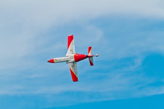 CADIZ, SPAIN-SEP 9: Aircrafts of the Patrulla Aguila taking part in a test on the 4th airshow of Cadiz on Sep 9, 2011, in Cadiz, Spain
