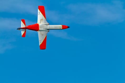 CADIZ, SPAIN-SEP 9: Aircrafts of the Patrulla Aguila taking part in a test on the 4th airshow of Cadiz on Sep 9, 2011, in Cadiz, Spain