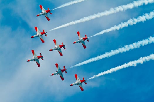 CADIZ, SPAIN-SEP 9: Aircrafts of the Patrulla Aguila taking part in a test on the 4th airshow of Cadiz on Sep 9, 2011, in Cadiz, Spain
