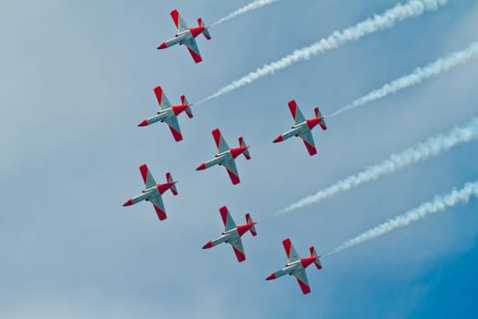 CADIZ, SPAIN-SEP 9: Aircrafts of the Patrulla Aguila taking part in a test on the 4th airshow of Cadiz on Sep 9, 2011, in Cadiz, Spain