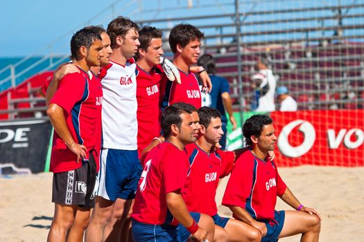 CADIZ, SPAIN -  JUL 30:  Unknown players of the team of Gijon playing the Spanish Championship of Beach Soccer on Jul 30, 2005 on the beach of La Victoria in Cadiz, Spain