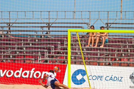 CADIZ, SPAIN -  JUL 30:  Unknown goalkeeper of the team of Cadiz playing the Spanish Championship of Beach Soccer on Jul 30, 2005 on the beach of La Victoria in Cadiz, Spain