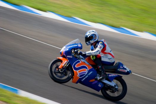 JEREZ DE LA FRONTERA, SPAIN - SEP 03: Pilot of motorcycling of 125cc in the Spanish championship of velocity (CEV) on Sep 03, 2005, in racetrack of velocity of Jerez de la Frontera