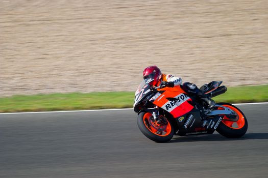 JEREZ DE LA FRONTERA, SPAIN - SEP 03: Pilot of motorcycling of Formula Extreme in the Spanish championship of velocity (CEV) on Sep 03, 2005, in racetrack of velocity of Jerez de la Frontera