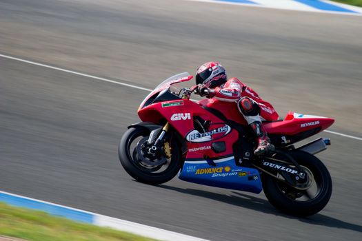 JEREZ DE LA FRONTERA, SPAIN - SEP 03: Pilot of motorcycling of Supersport in the Spanish championship of velocity (CEV) on Sep 03, 2005, in racetrack of velocity of Jerez de la Frontera