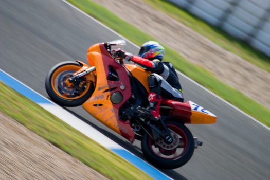 JEREZ DE LA FRONTERA, SPAIN - SEP 03: Pilot of motorcycling of Supersport in the Spanish championship of velocity (CEV) on Sep 03, 2005, in racetrack of velocity of Jerez de la Frontera