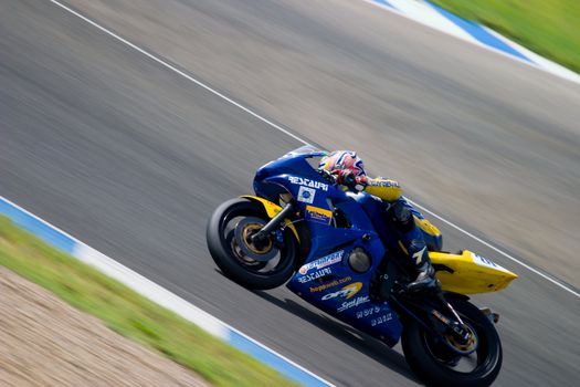 JEREZ DE LA FRONTERA, SPAIN - SEP 03: Pilot of motorcycling of Supersport in the Spanish championship of velocity (CEV) on Sep 03, 2005, in racetrack of velocity of Jerez de la Frontera