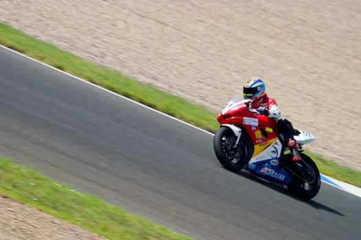 JEREZ DE LA FRONTERA, SPAIN - SEP 03: Pilot of motorcycling of Supersport in the Spanish championship of velocity (CEV) on Sep 03, 2005, in racetrack of velocity of Jerez de la Frontera