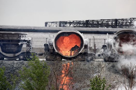 drain slag at steel plant