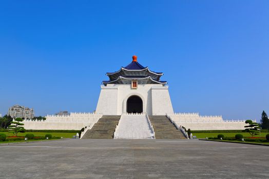 chiang kai shek memorial hall