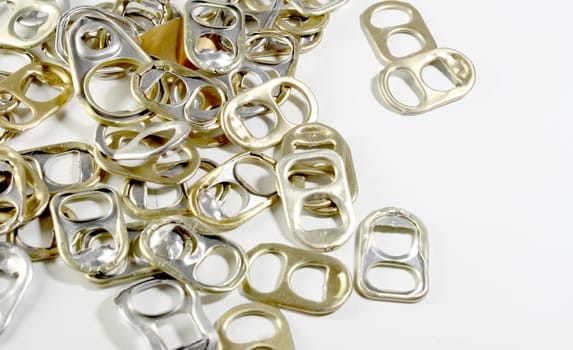 metal ring pulls aluminum cans