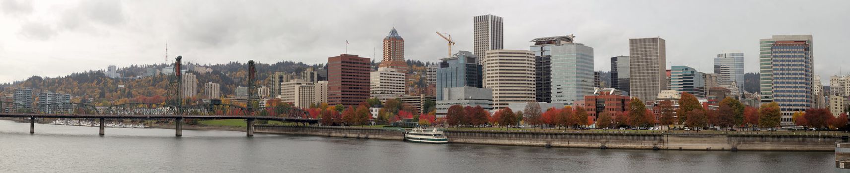 Portland Oregon Downtown Waterfront City Skyline in the Fall Panorama