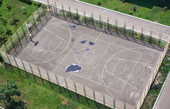 
sport ground in the schoolyard
