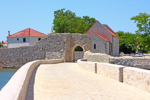 Pedestrian entrance to the city of Nin