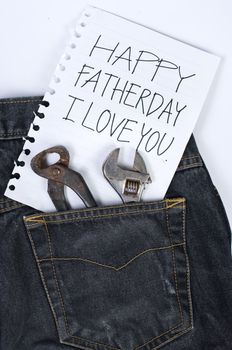 Note for dad in blue jeans. Fatherday concept.