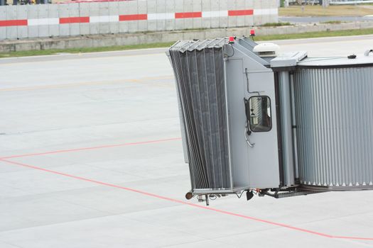 A jetway ready to receive passengers