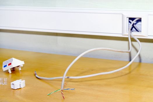 Installation of a double socket rj 45 internet network