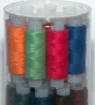 Set of a multi-coloured thread in packing