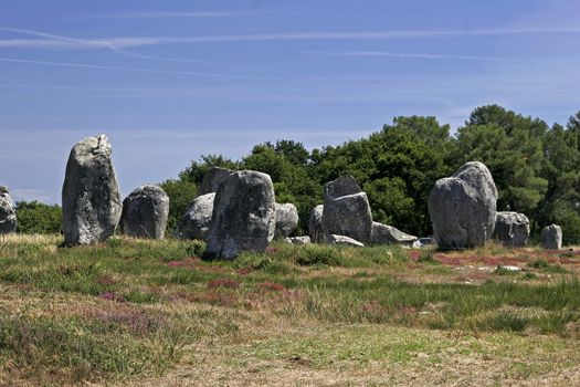 Stone graves in Kermario, Brittany, near Carnac. Megalithfelder in Kermario, Bretagne.