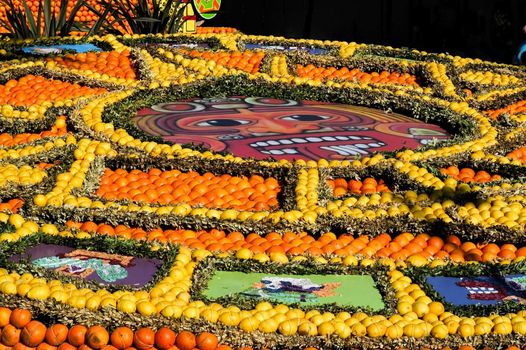 With this occasion the gardens are the theater of construction of monument out of oranges and lemons on a different topic each years.