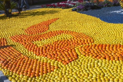 With this occasion the gardens are the theater of construction of monument out of oranges and lemons on a different topic each years.