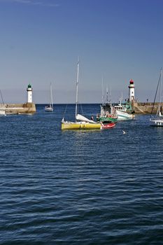 Belle-Ile, Le Palais, Hafen mit Leuchtturm