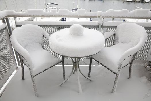 Morning at the balcony after a night with heavy snowing.