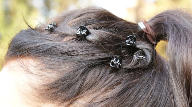 Decorative hair clips tense