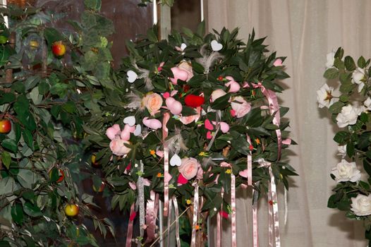 Wedding interior issued by flowers